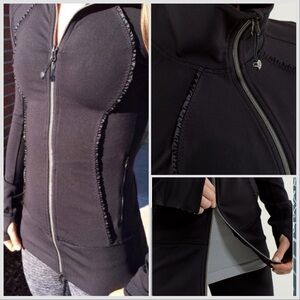 Like New Lululemon Nice Asana Jacket Black Ruffle Trim Luon Zip Thermal